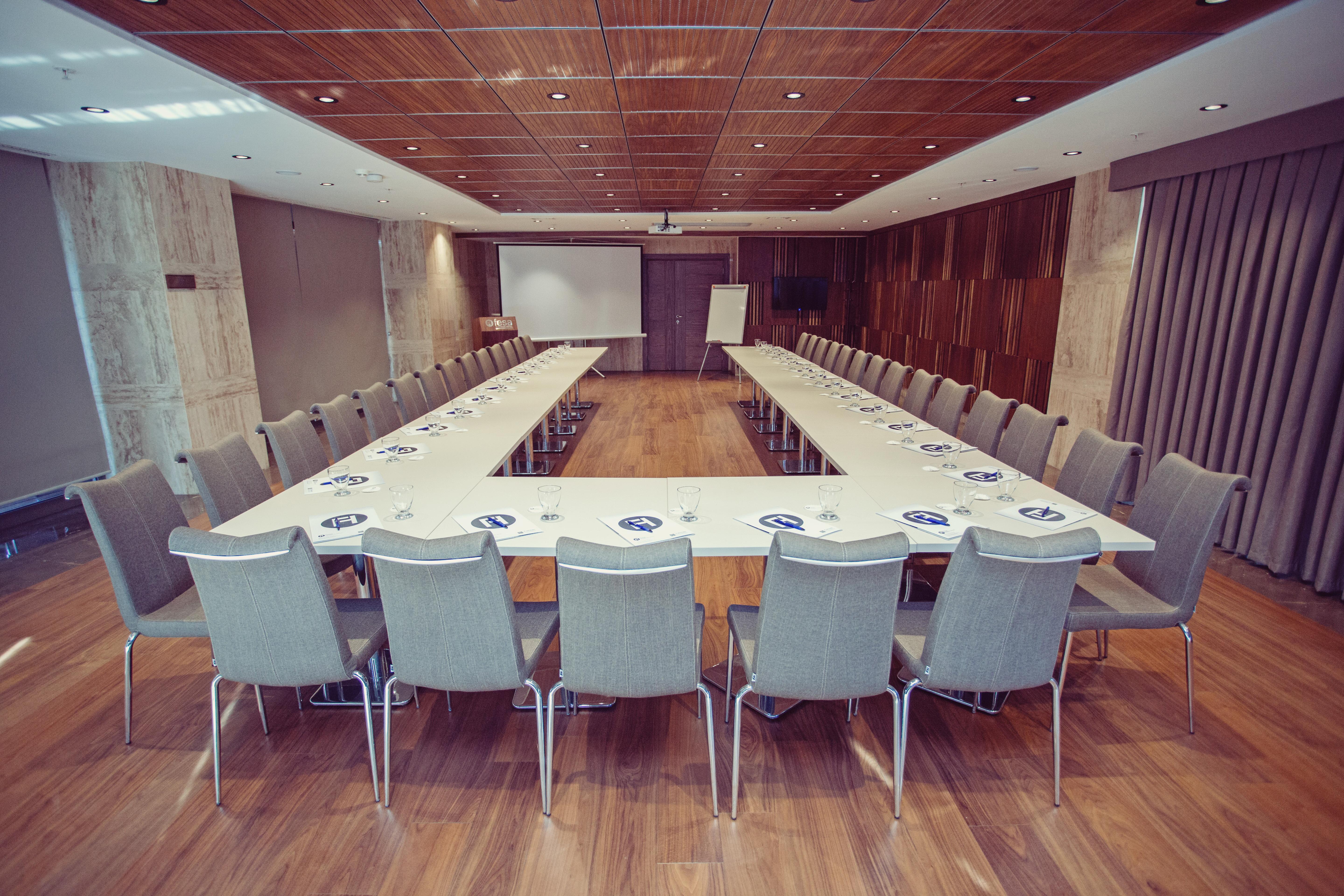 גבזה Fesa Business Hotel מראה חיצוני תמונה