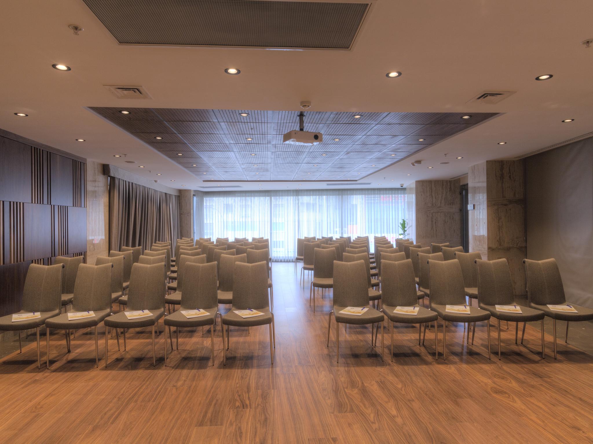 גבזה Fesa Business Hotel מראה חיצוני תמונה