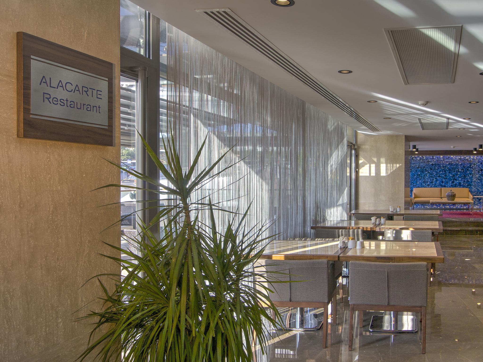 גבזה Fesa Business Hotel מראה חיצוני תמונה