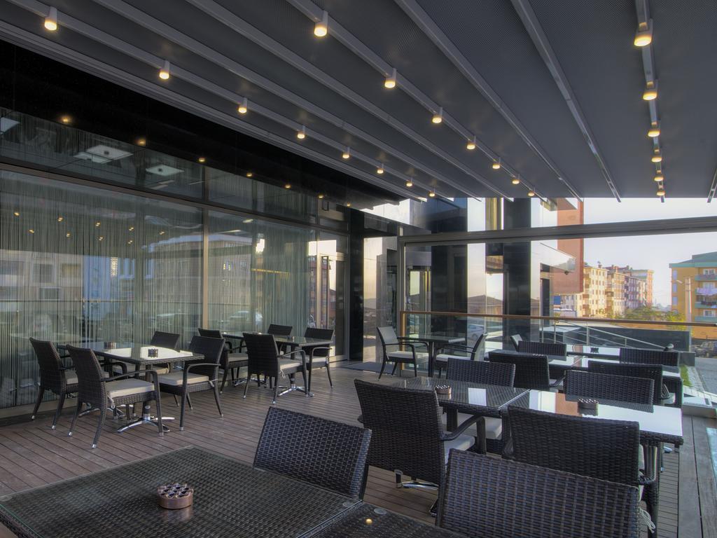 גבזה Fesa Business Hotel מראה חיצוני תמונה