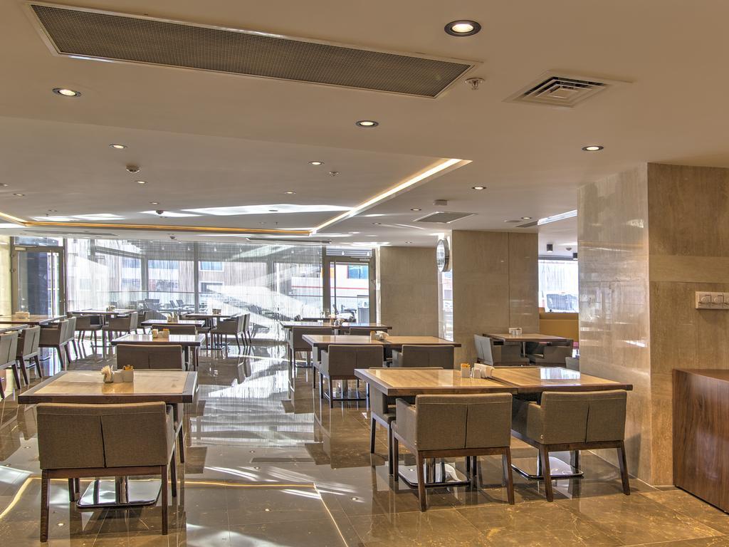 גבזה Fesa Business Hotel מראה חיצוני תמונה