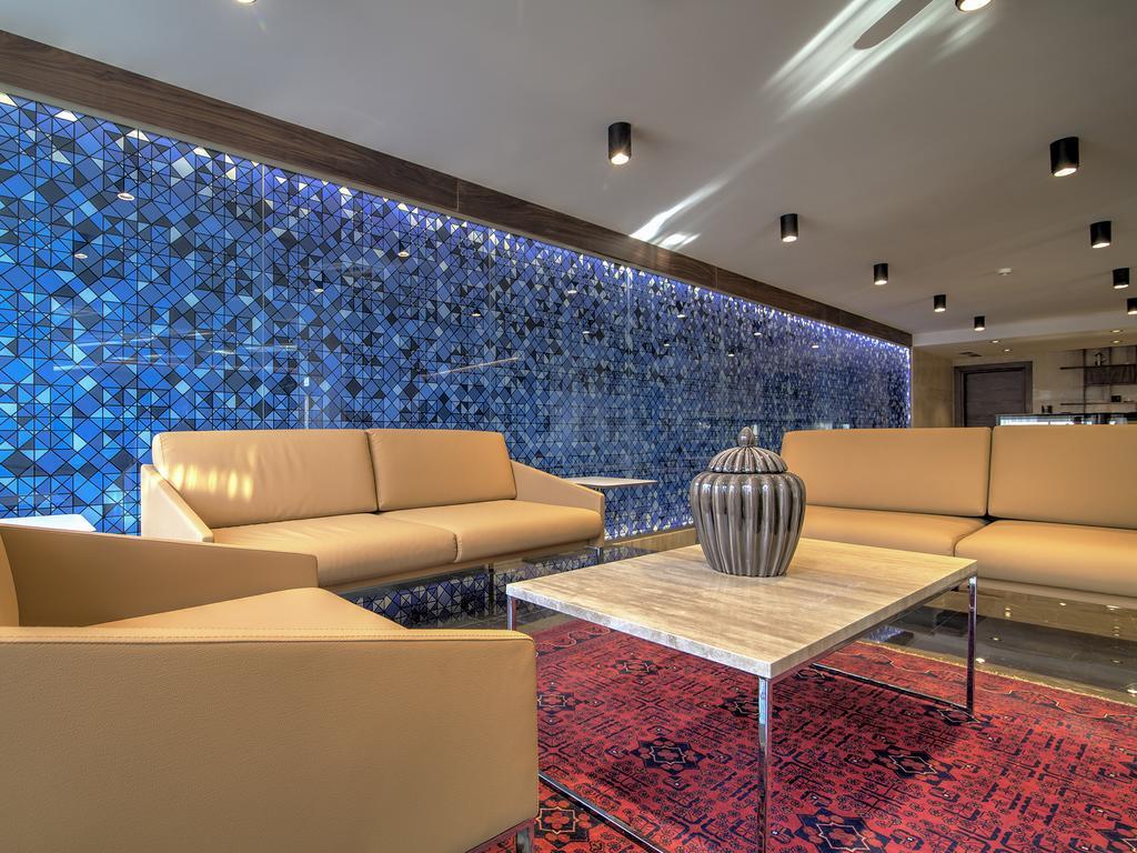 גבזה Fesa Business Hotel מראה חיצוני תמונה