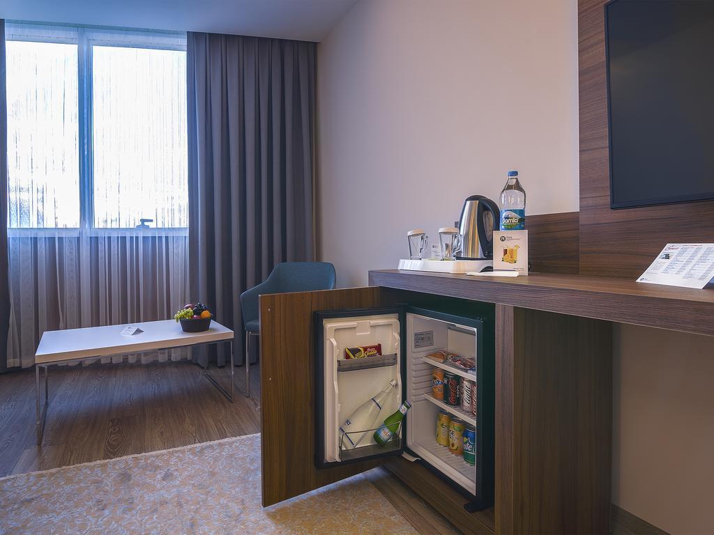 גבזה Fesa Business Hotel מראה חיצוני תמונה